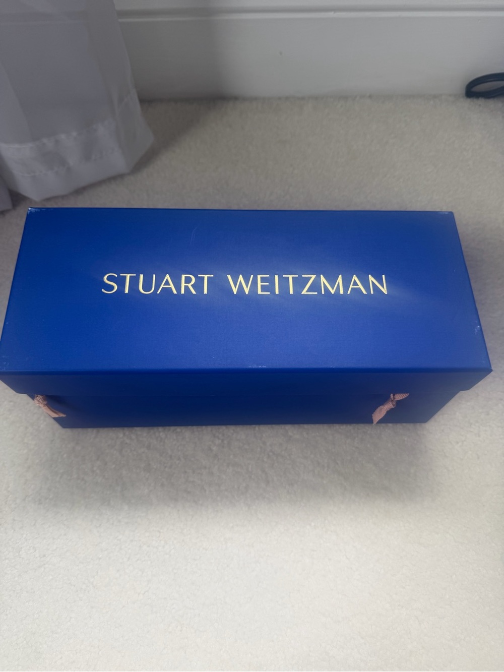 Stuart Weitzman Thong Sandal size 7